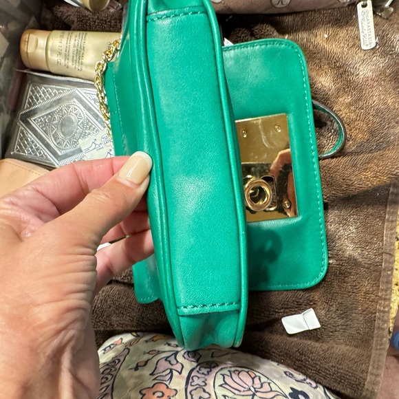 Milly Crossbody Handbag - Emerald with Gold accents - Picture 6 of 7